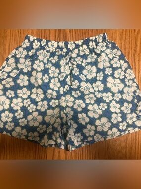 LL Bean Womens Beach Swim Shorts Size M  Blue Hibicus/Flowered  Nylon Pull-On